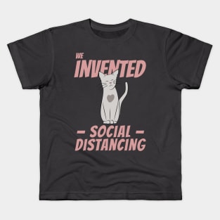 Cats are true masters of Social Distancing Kids T-Shirt